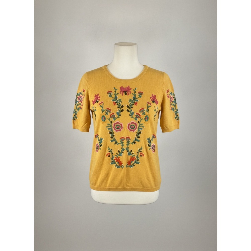 Chelsea & Theodore Mustard Yellow Floral Embroidered Short Sleeve Sweater Medium
